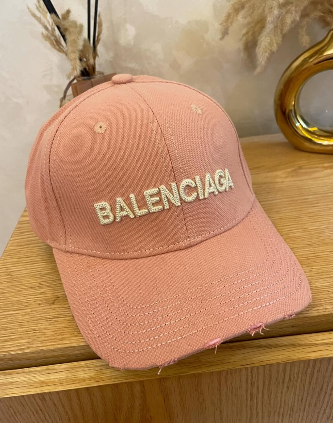 Cap balonciaga
