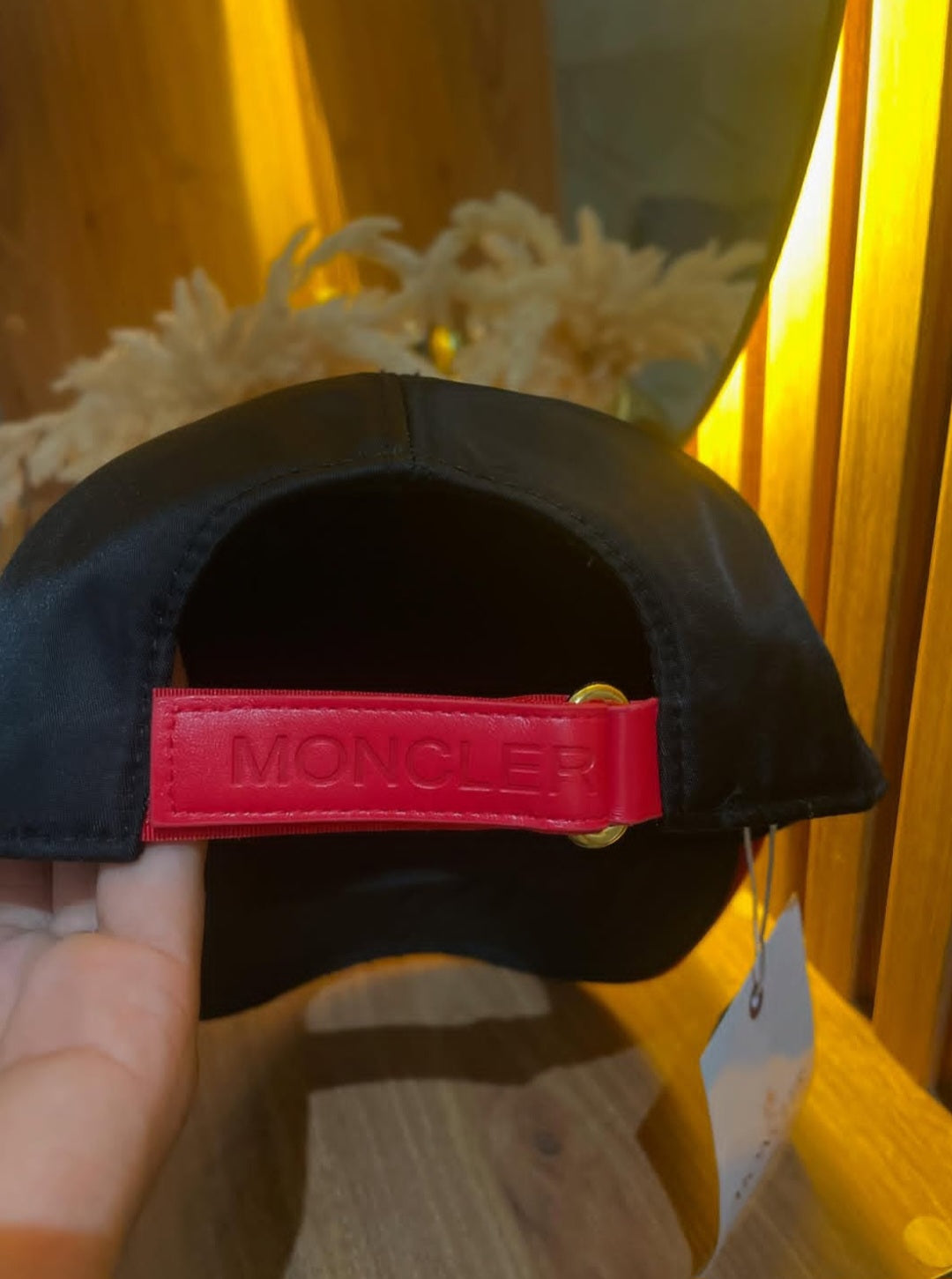 Cap moncler