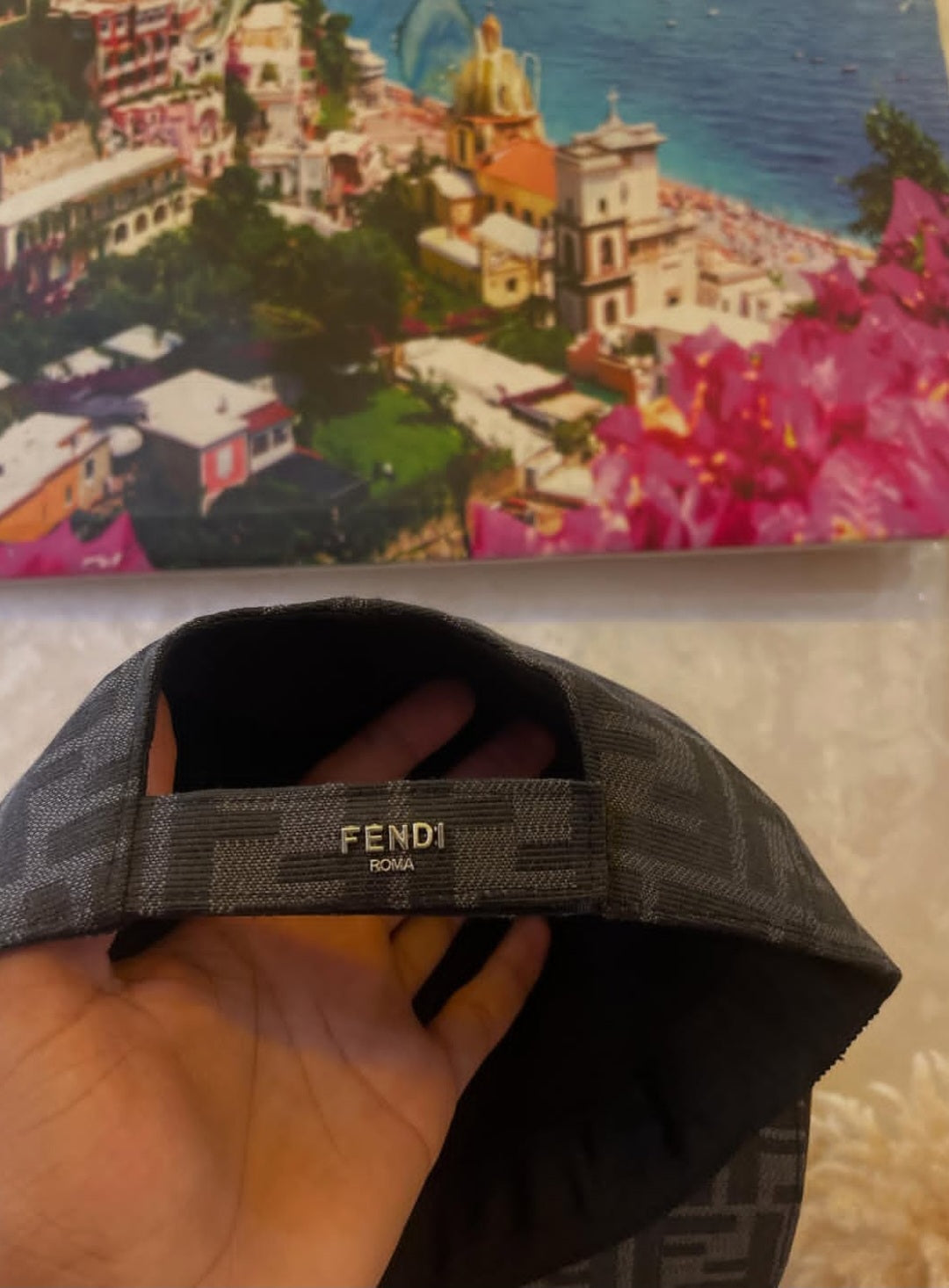 Cap fendi