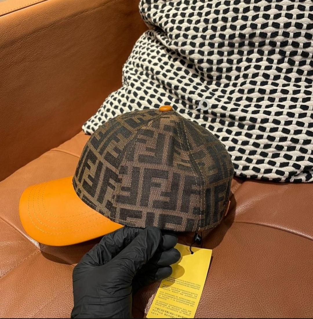 Cap fendi