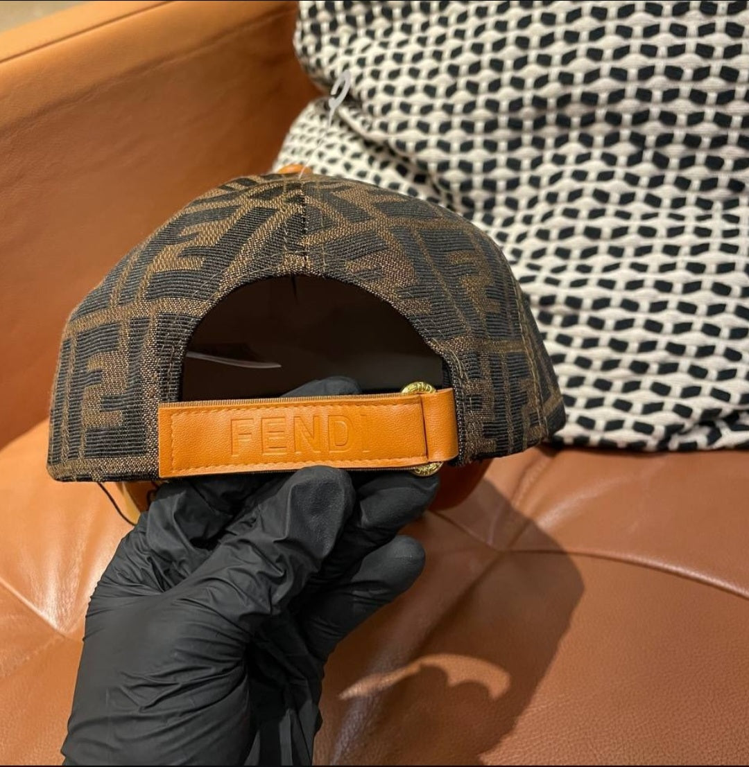 Cap fendi