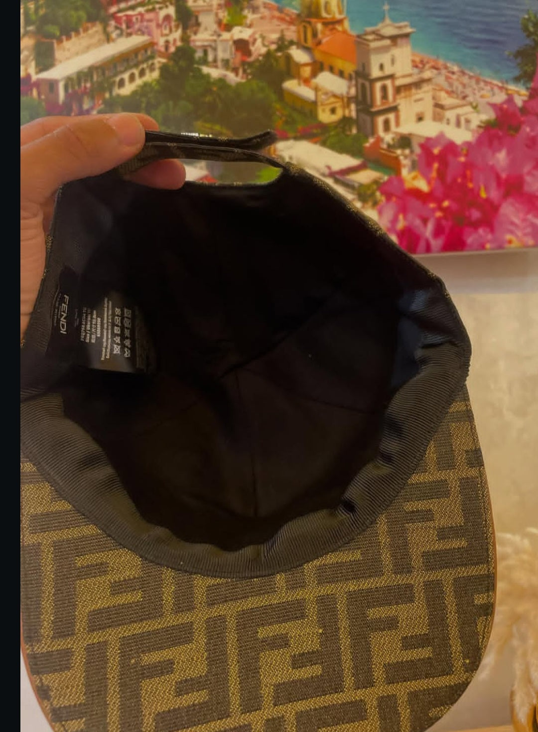 Cap fendi
